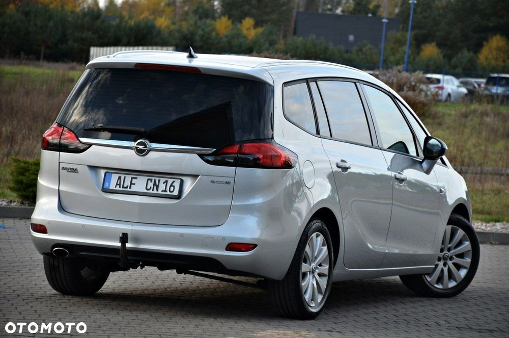 Opel Zafira - 9