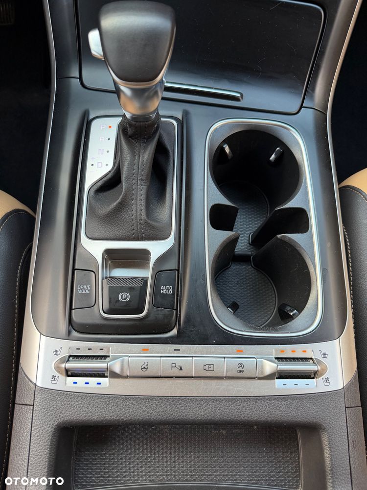 Mercedes-Benz Klasa E - 21