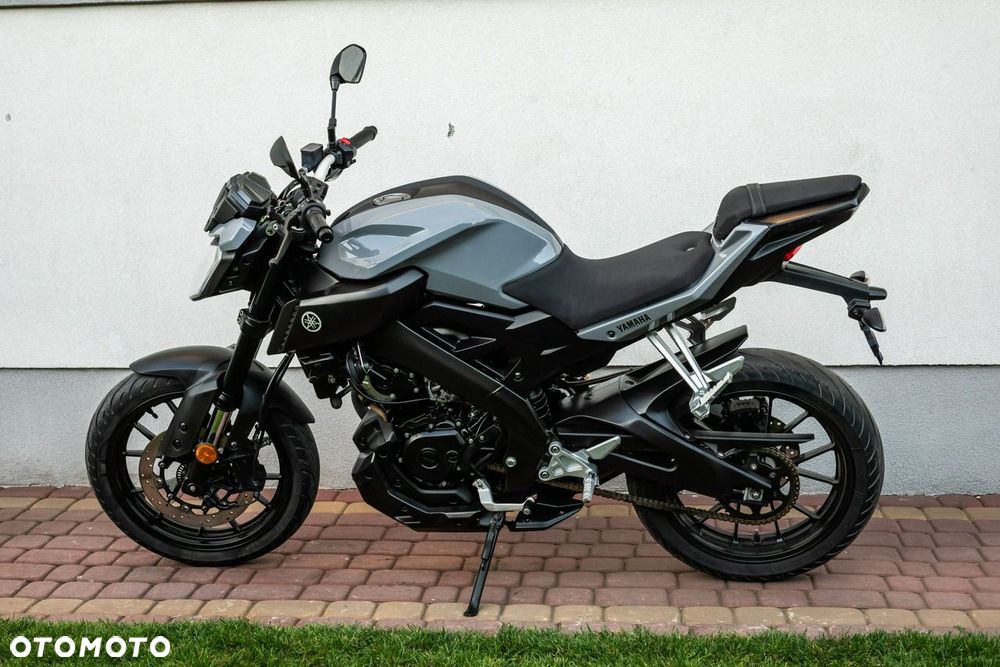 Yamaha MT - 5