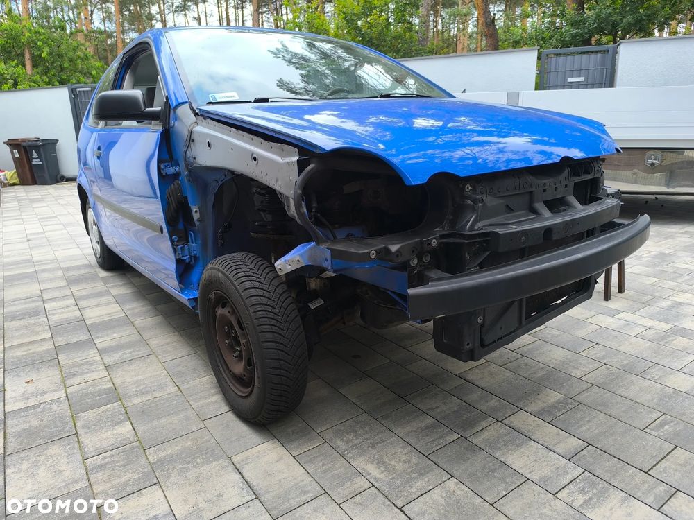 Volkswagen Polo 1.2 Basis - 2