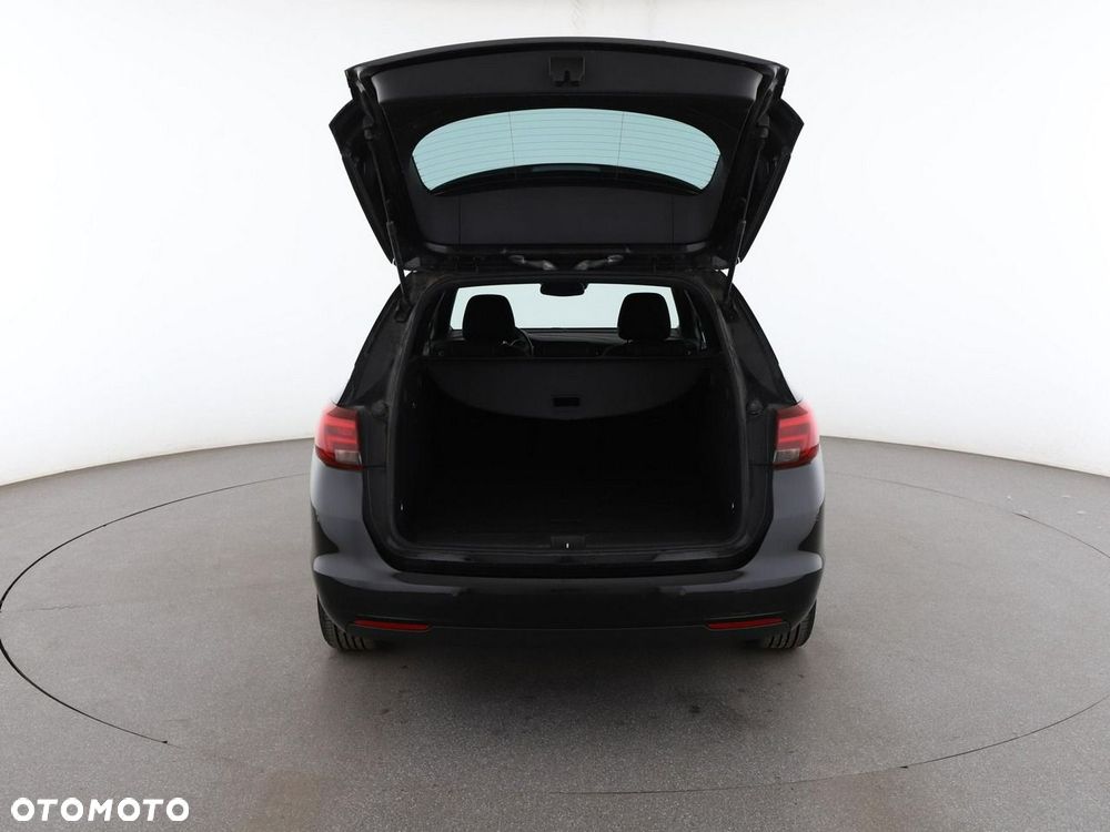 Opel Astra 1.4 T GPF Dynamic S&S - 20