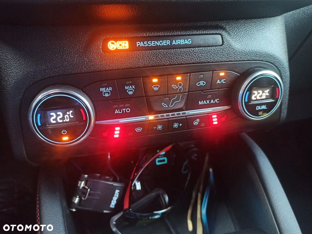 Ford Kuga 2.0 EcoBlue 4x4 ST-LINE X - 17