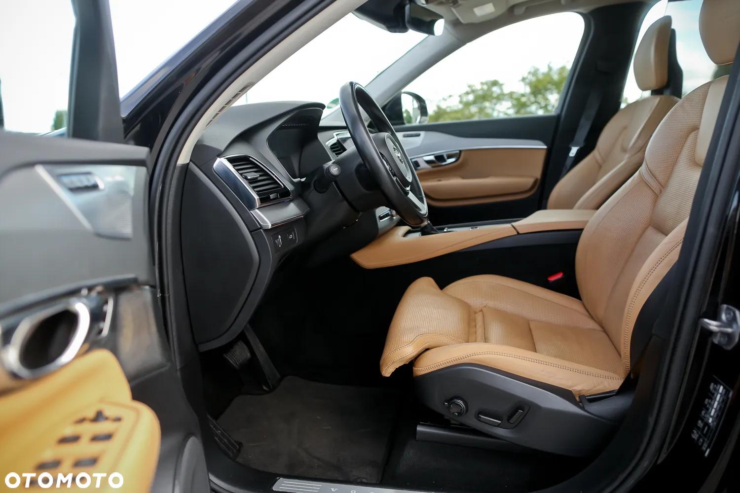 Volvo XC 90 D5 AWD Inscription 7os - 19