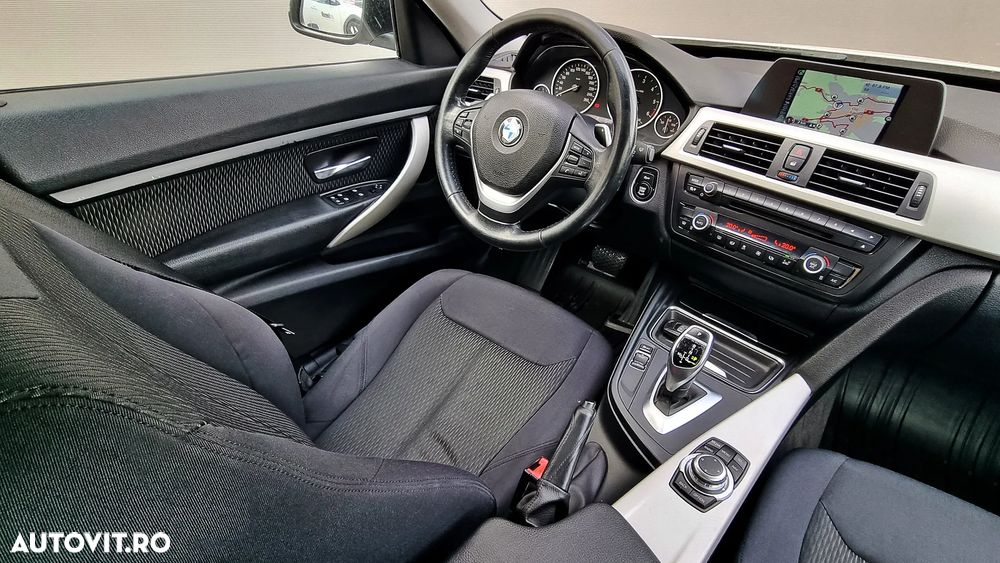 BMW Seria 3 320d DPF Aut. - 2