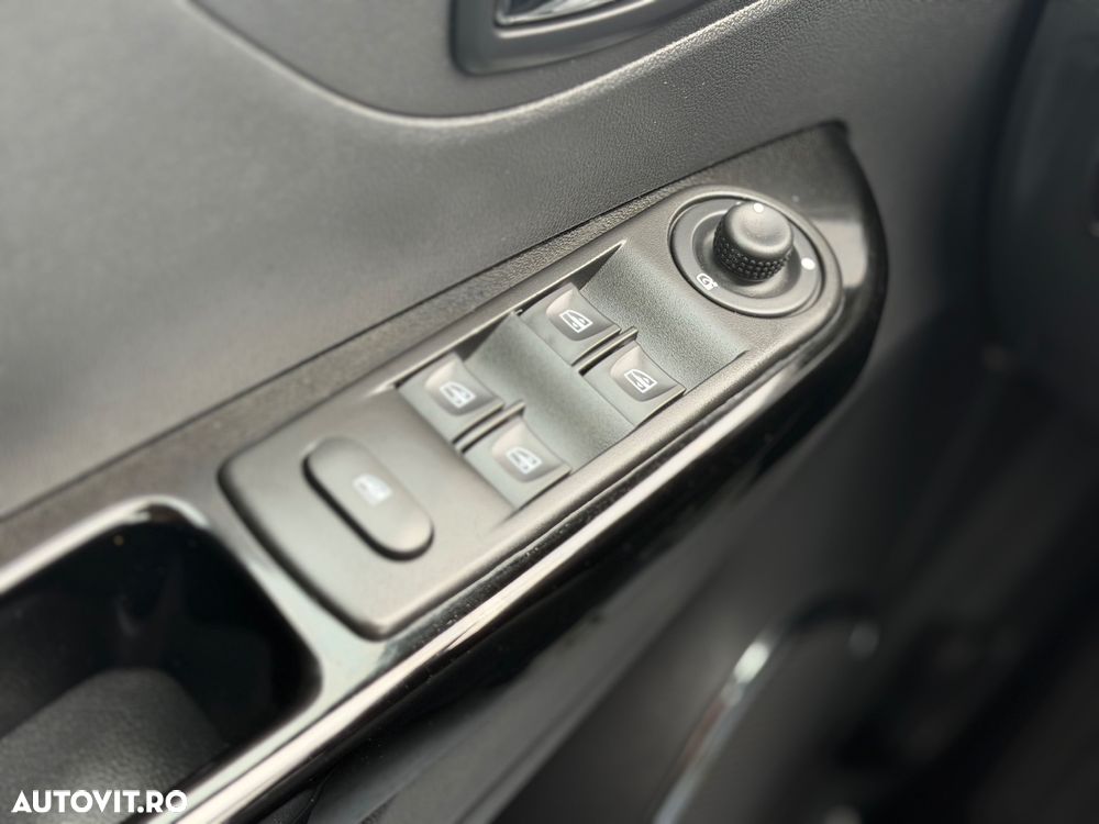 Renault Captur ENERGY TCe 120 LIMITED - 8