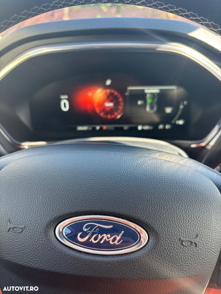Ford Focus 1.5 EcoBlue Start-Stopp-System Aut. TITANIUM - 4