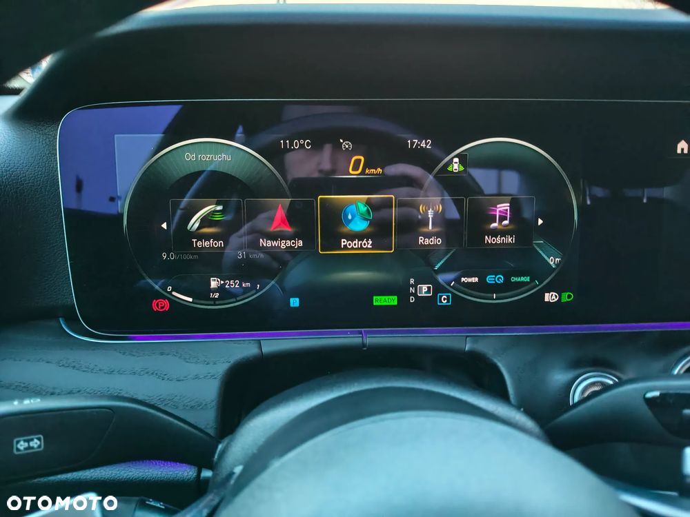 Mercedes-Benz Klasa E 220 d 4-Matic Avantgarde - 19
