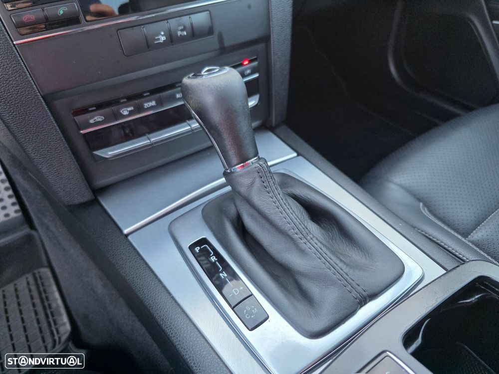 Mercedes-Benz E 350 - 12
