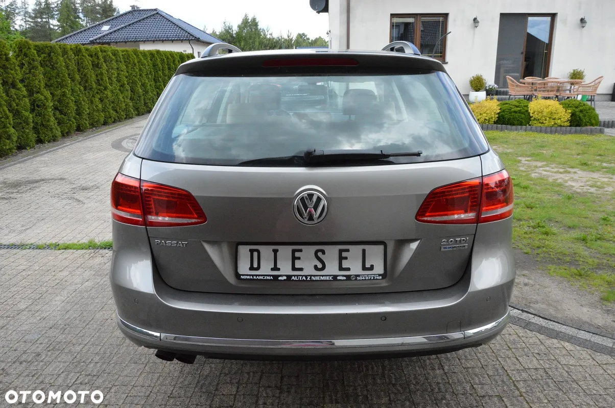 Volkswagen Passat 2.0 TDI Comfortline DSG - 6