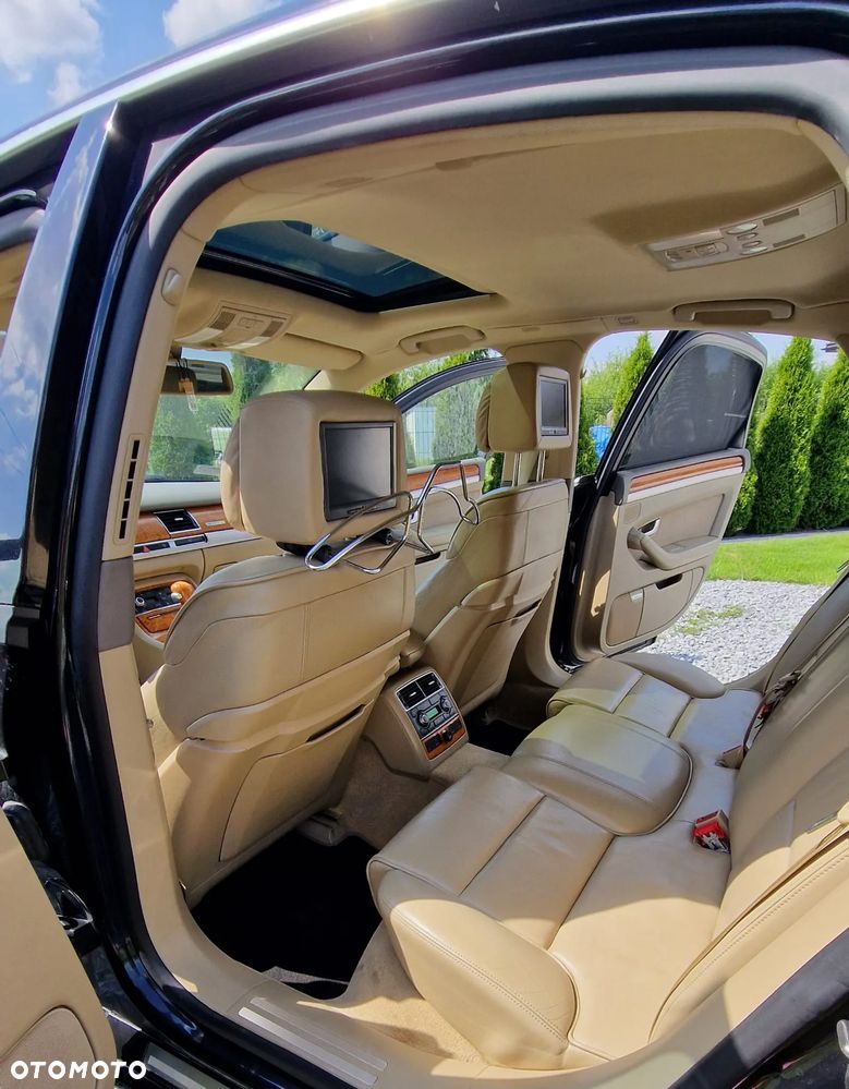 Audi S8 2007 photo 5