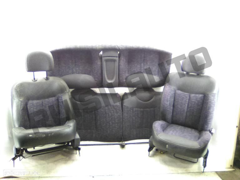 Conjunto Bancos  Renault Megane I Coupe [1996_2003] 1.4 16v - 1