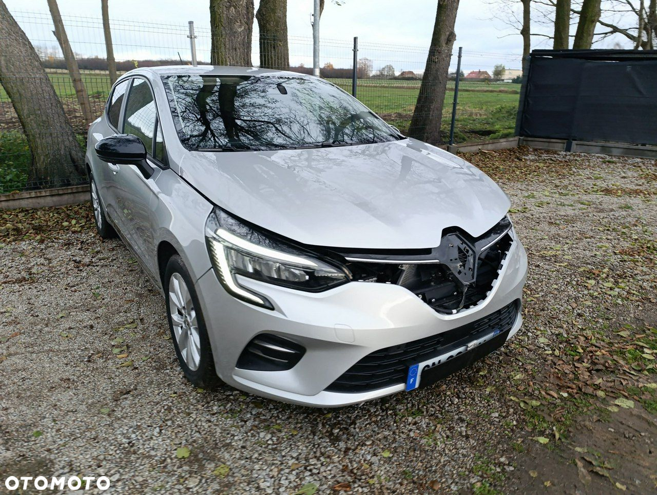 Renault Clio - 13