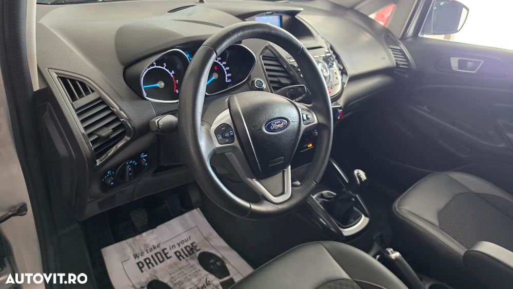 Ford EcoSport - 12