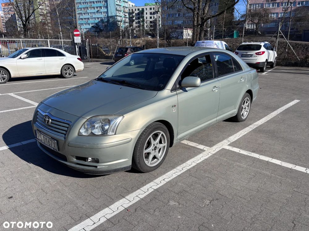 Toyota Avensis 2.0 D-4D High - 1