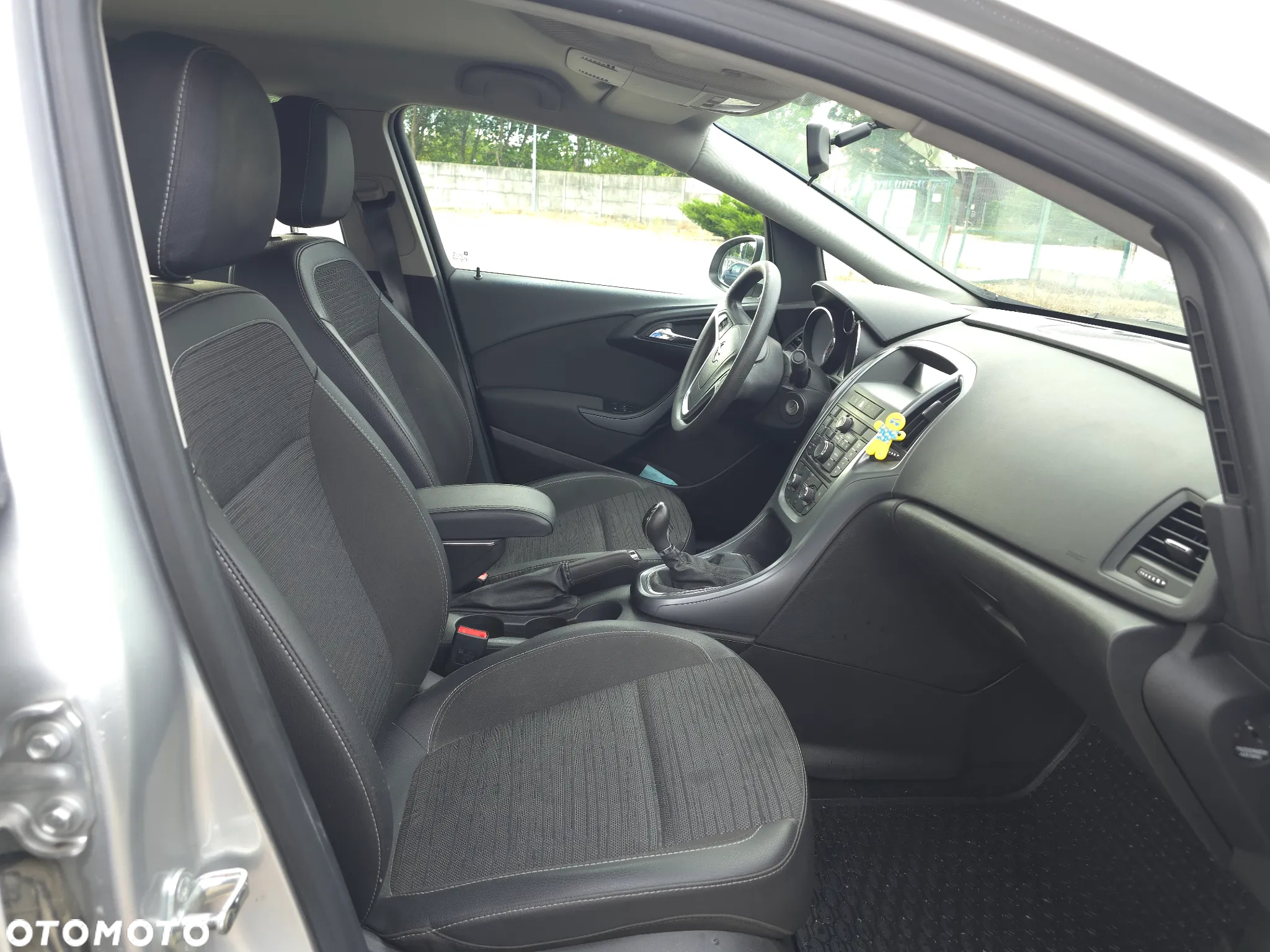 Opel Astra IV 1.4 T Business - 16