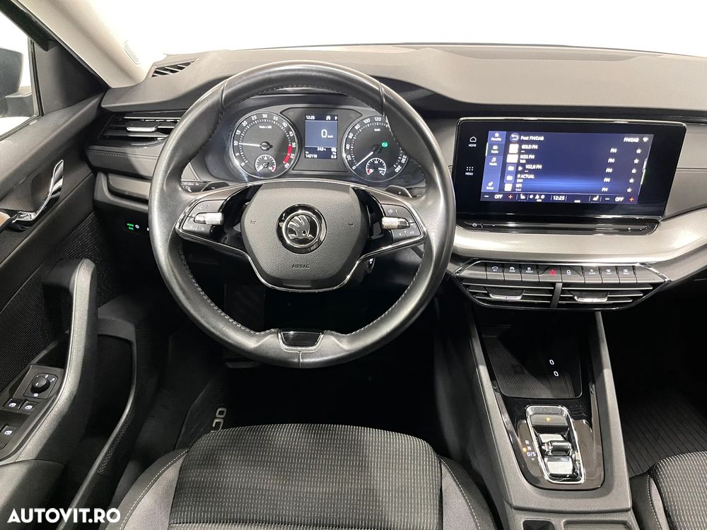 Skoda Octavia 2.0 TDI DSG Ambition - 7
