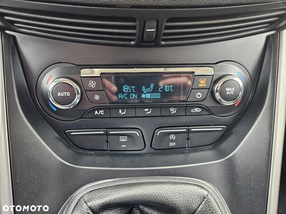 Ford Kuga 2.0 TDCi 4x4 Trend - 27