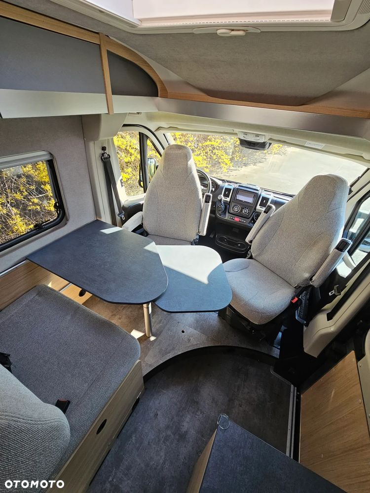 Possl TRENTA 600 165KM HAK  MAX doposażony kampervan - 22