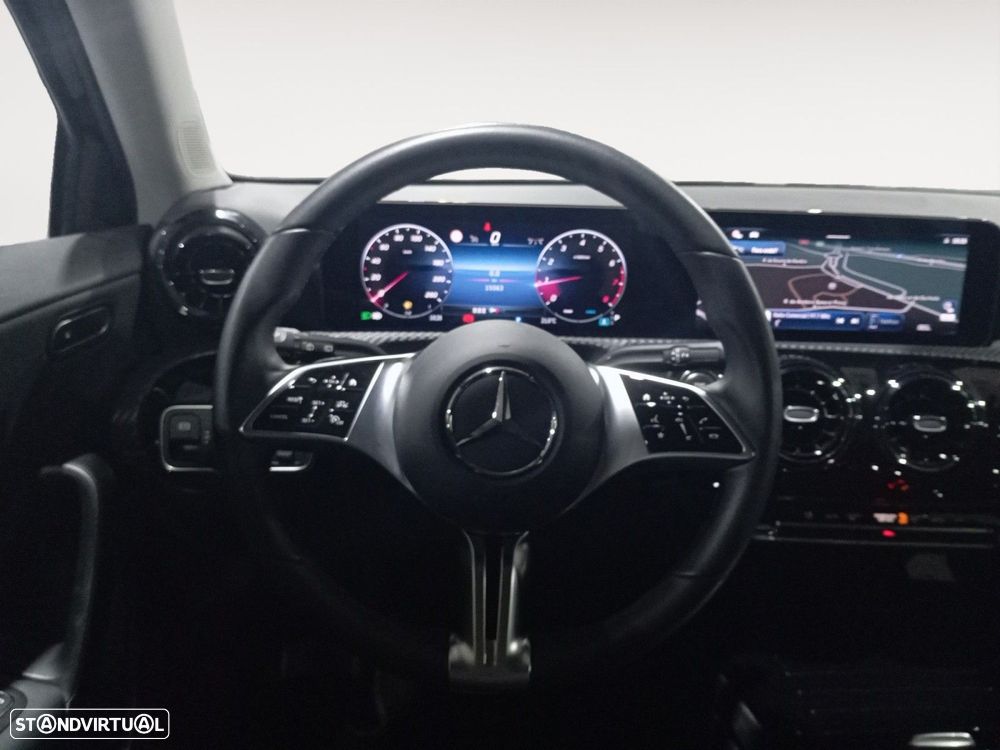 Mercedes-Benz A 200 - 12