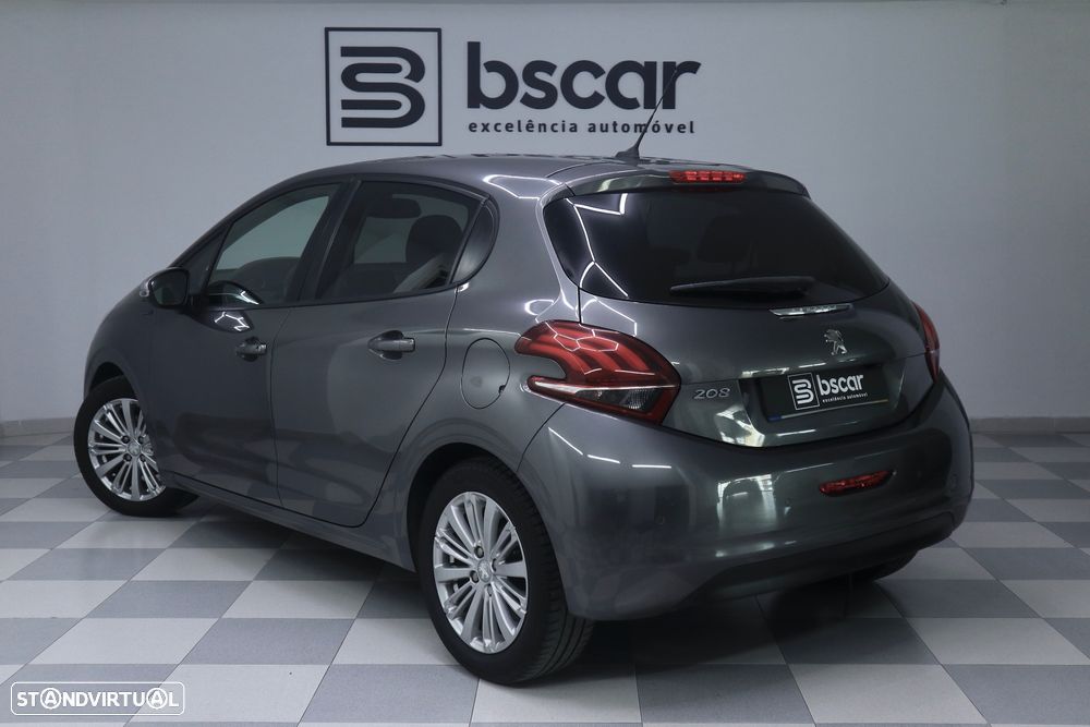Peugeot 208 1.2 PureTech Signature - 3