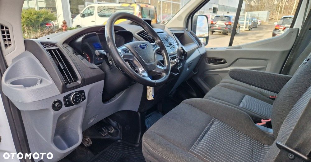 Ford Transit - 20