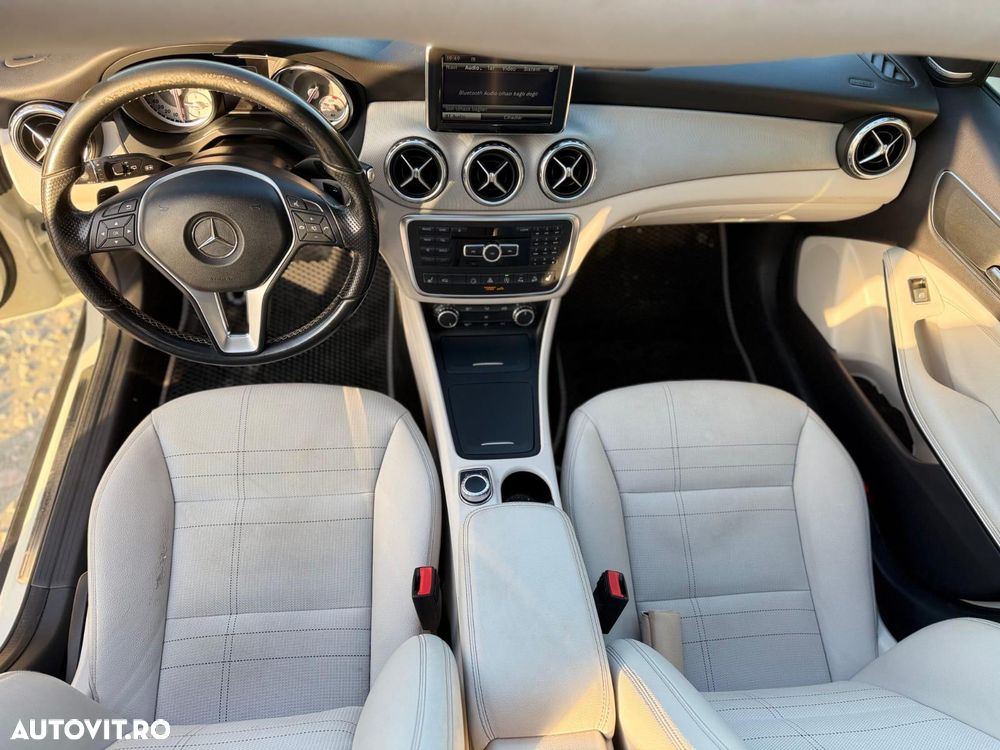 Mercedes-Benz GLA 220 CDI 4MATIC Aut. - 12