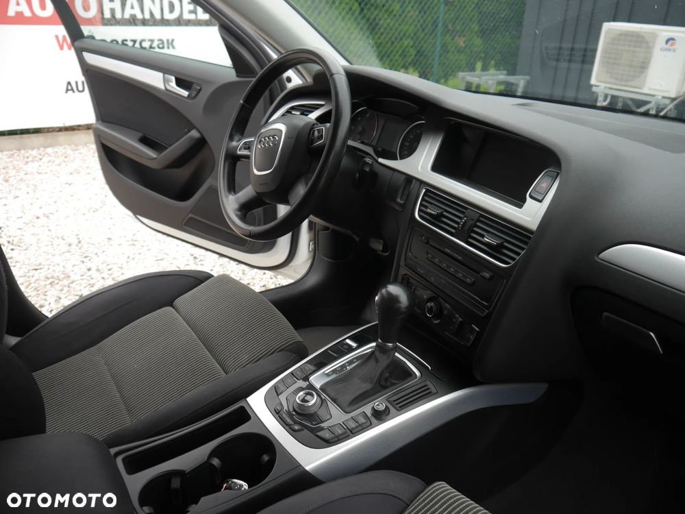 Audi A4 Avant 2.0 TDI DPF multitronic S line Sportpaket - 22