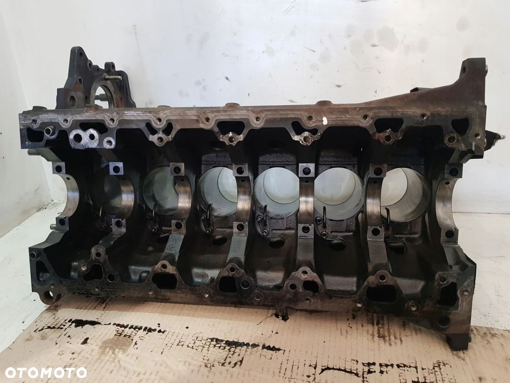BLOK SILNIKA 256D1 BMW E39 2.5D M57D25 - 14