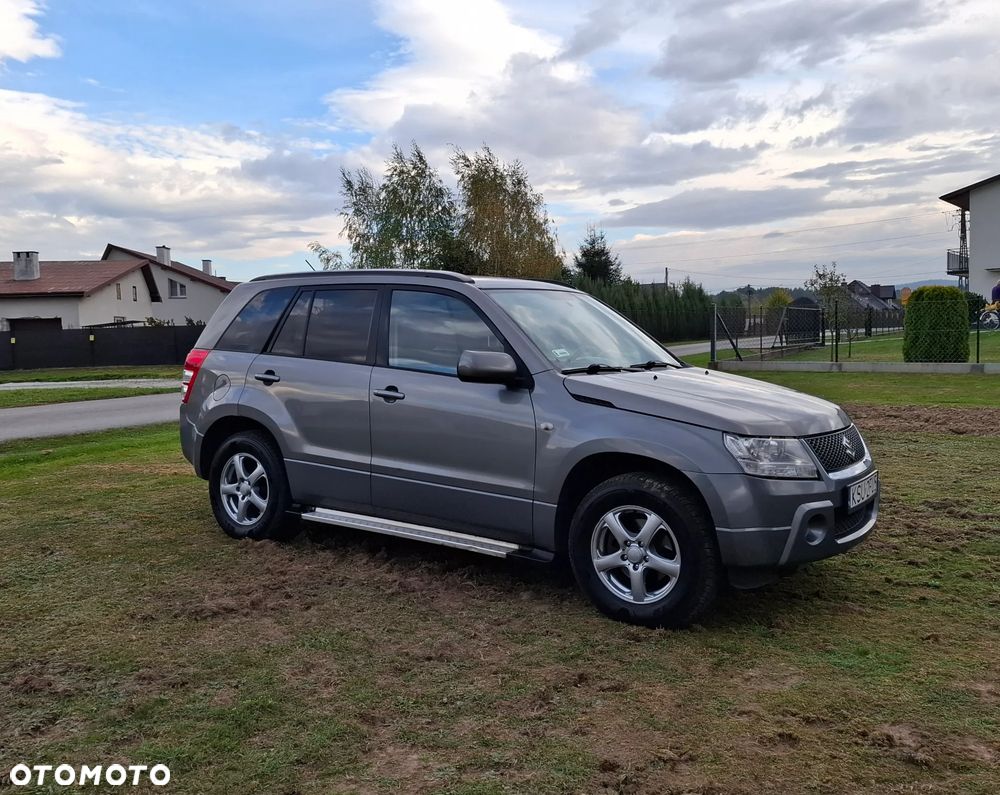 Suzuki Grand Vitara - 12