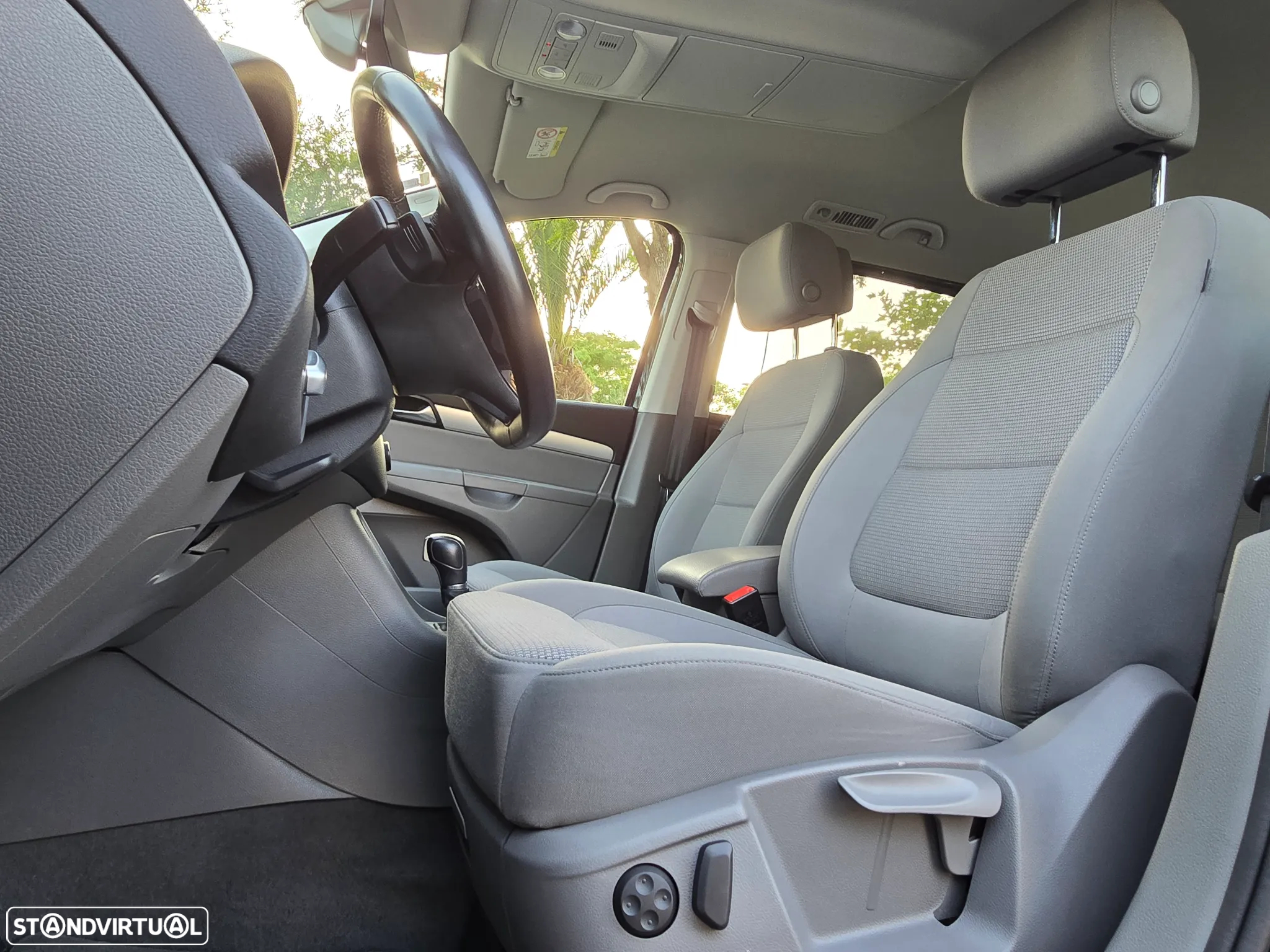 VW Sharan 1.4 TSI Highline DSG - 17
