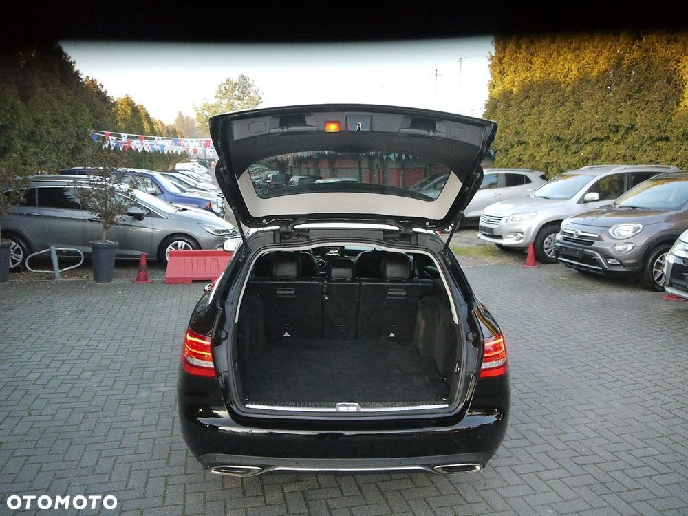 Mercedes-Benz Klasa C - 12