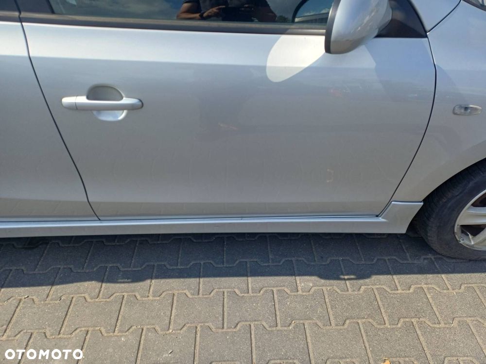 DRZWI KOMPLETNE PRAWY PRZÓD HYUNDAI I30 I LIFT 2R - 2