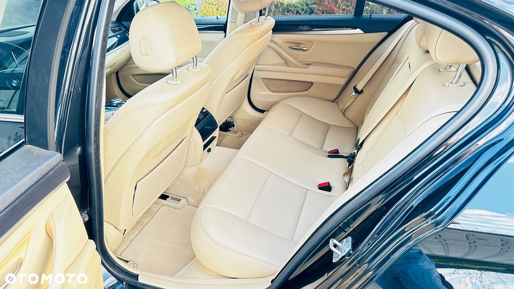 BMW Seria 5 - 23