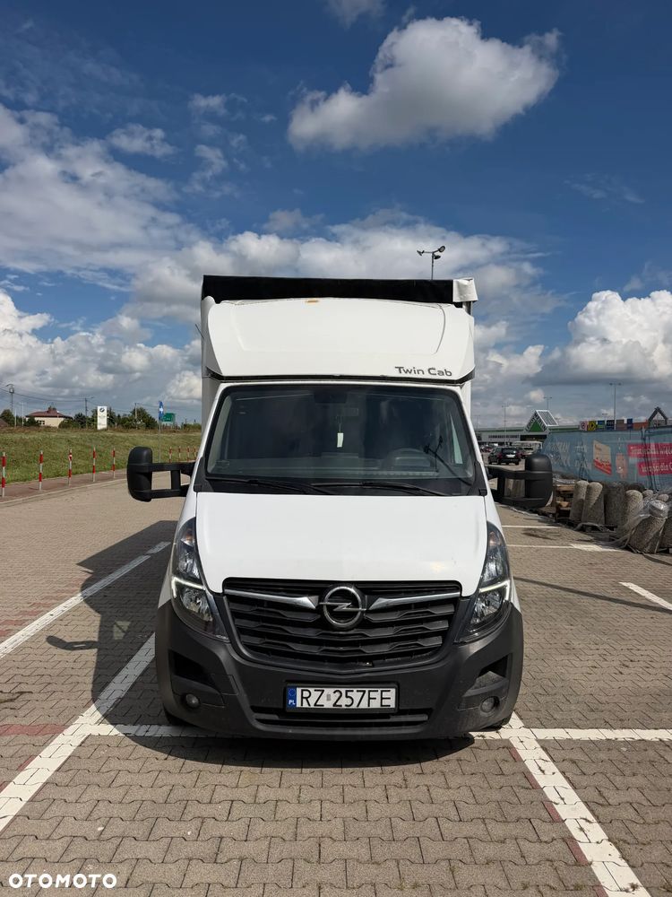 Opel Movano - 1