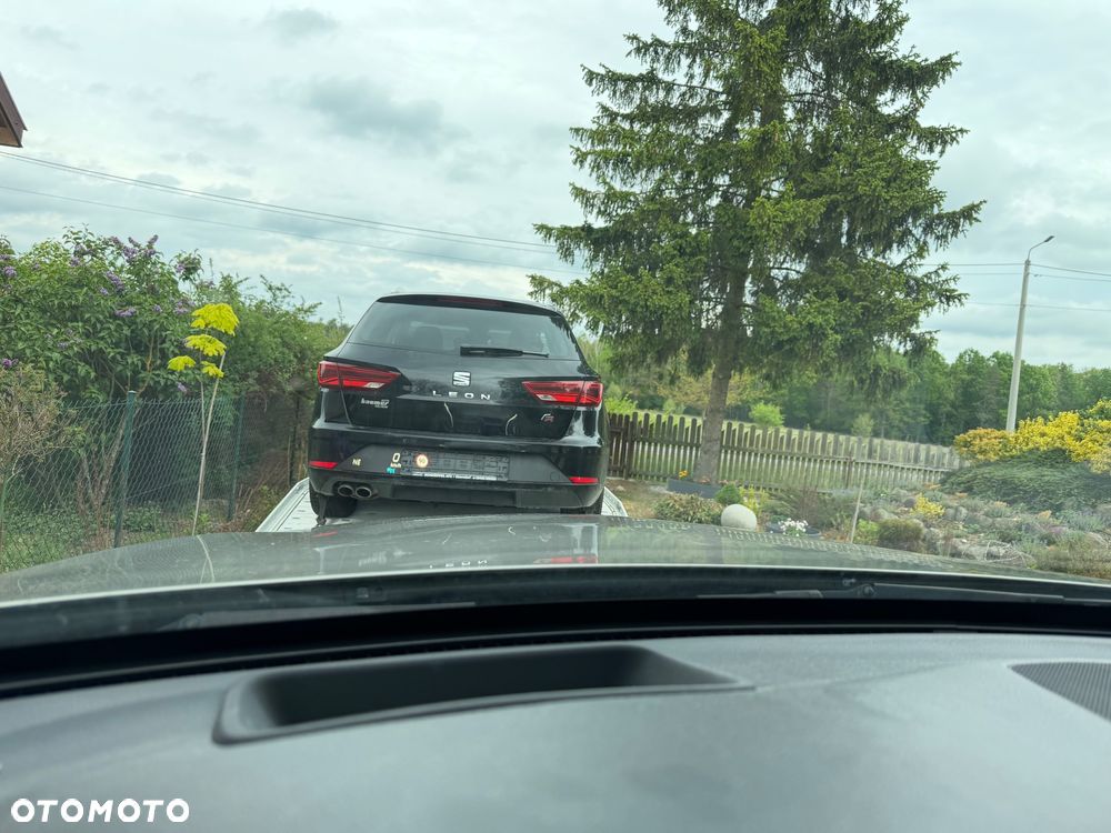 Mercedes-Benz Klasa C 220 d 4Matic 9G-TRONIC Night Edition - 30