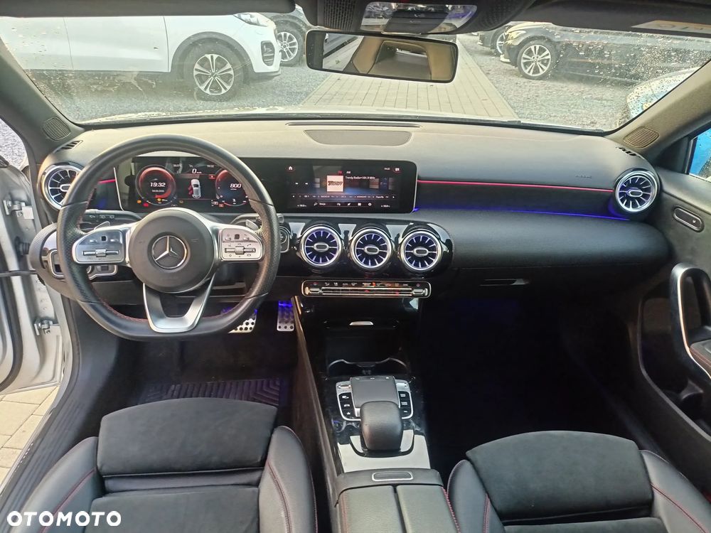 Mercedes-Benz Klasa A 200 AMG Line 7G-DCT - 13