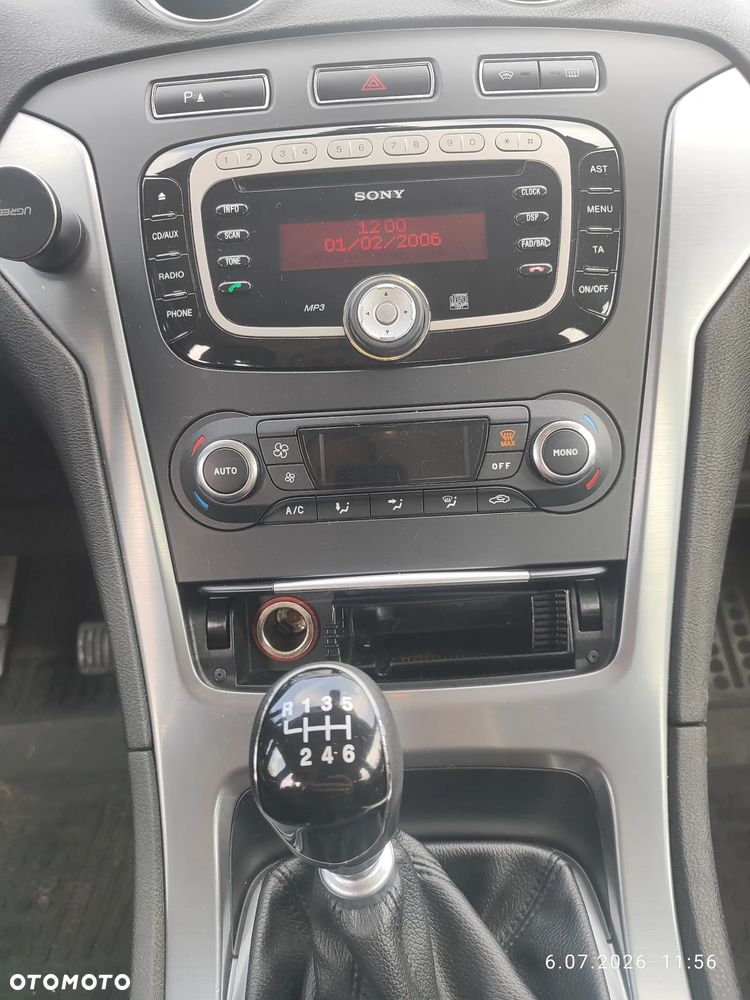 Ford Mondeo 2.0 TDCi Titanium - 11