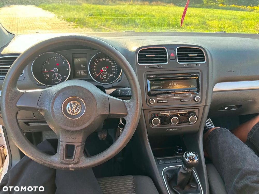 Volkswagen Golf 1.6 TDI DPF Trendline - 9