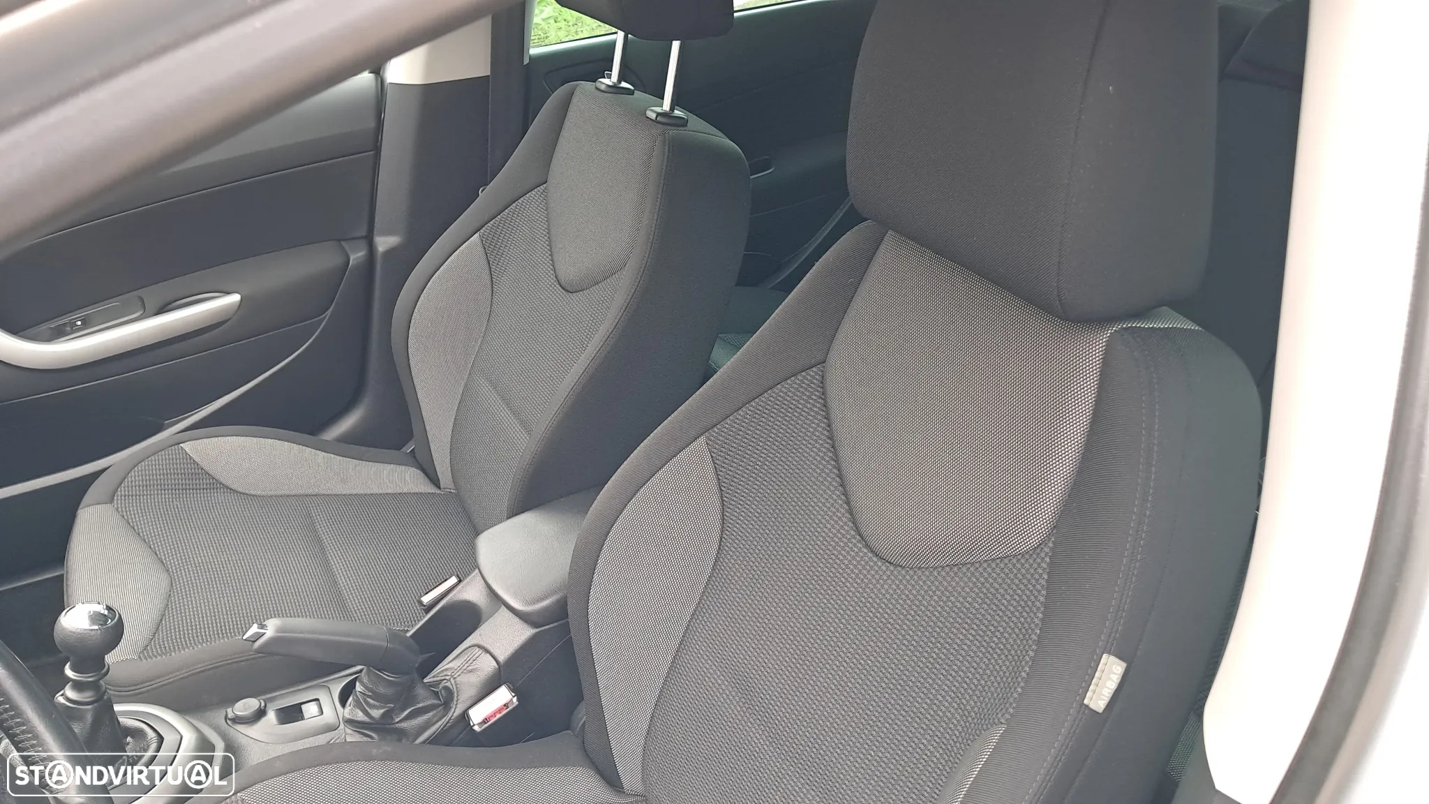 Peugeot 308 SW 1.6 HDi Executive CVM6 - 13