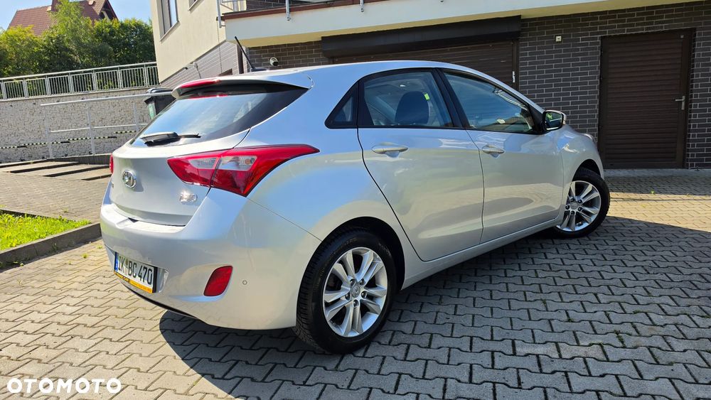 Hyundai i30 1.4 Fifa World Cup Edition - 34
