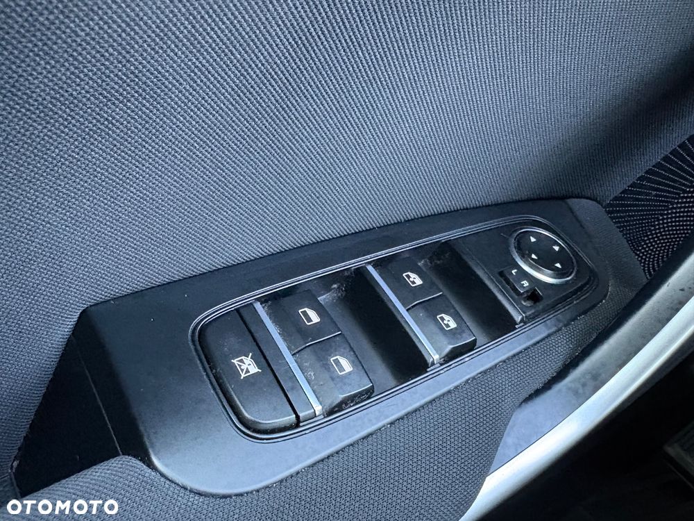 Kia XCeed 1.6 CRDi SCR L DCT - 19