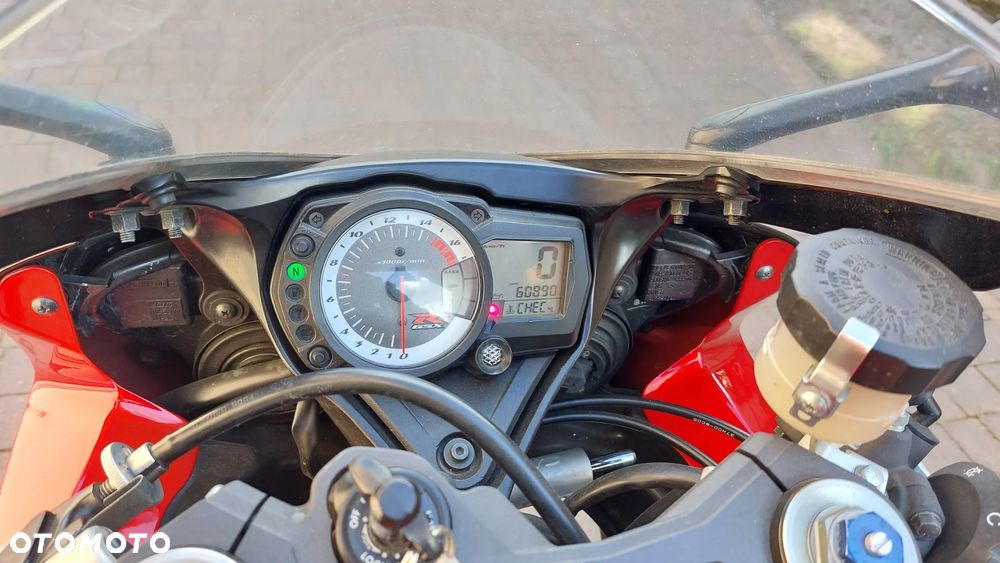 Suzuki GSX-R - 10