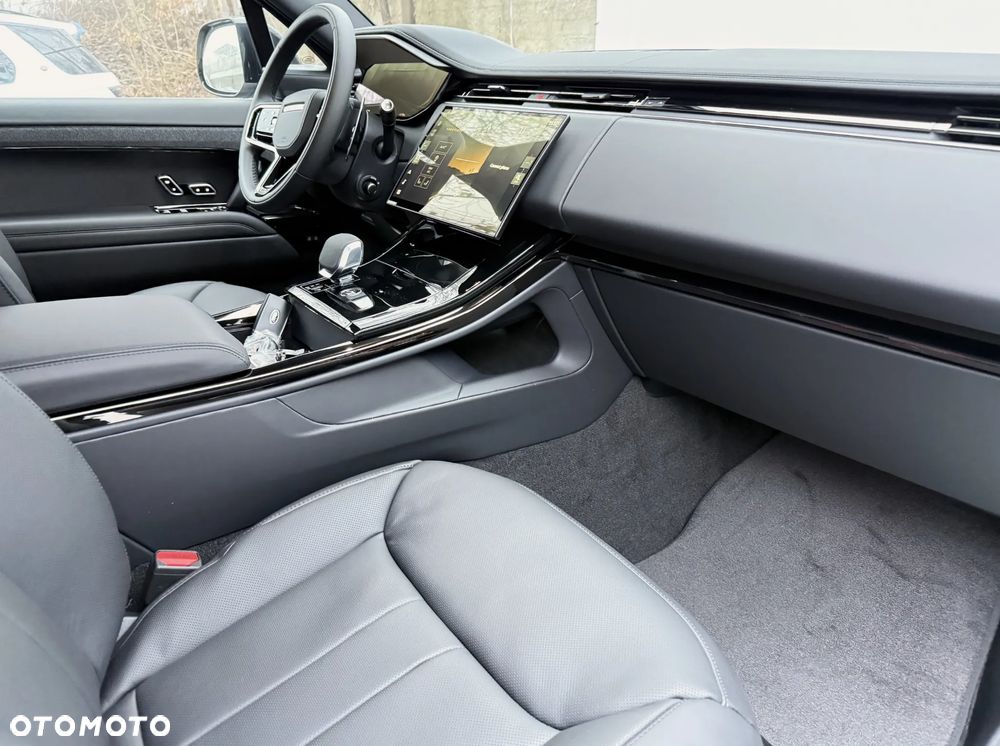 Land Rover Range Rover Sport D300 Dynamic SE - 3