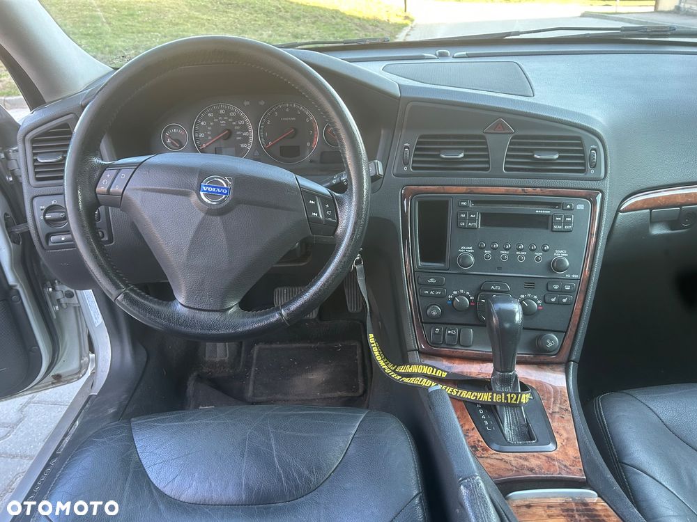 Volvo S60 2.5T AWD Summum - 18