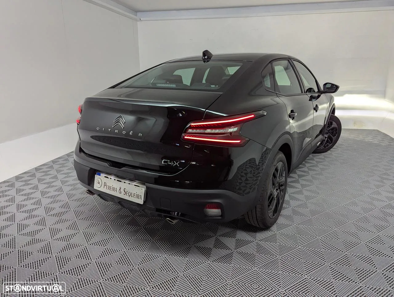 Citroën C4 X 1.2 PureTech Plus EAT8 - 7