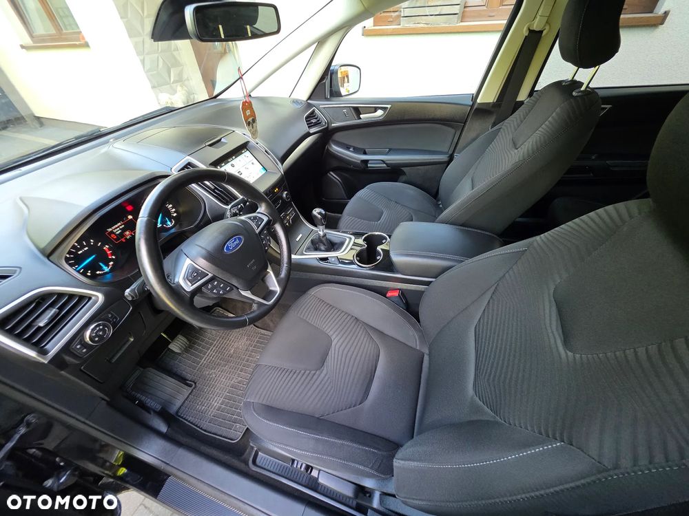 Ford S-Max 2.0 TDCi Trend - 5