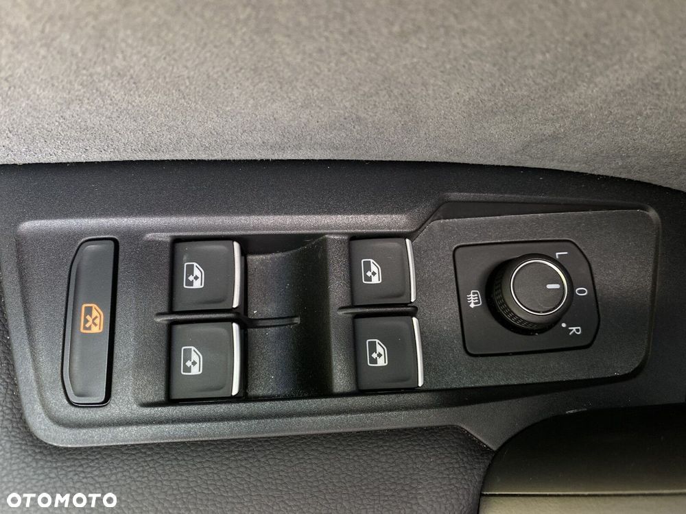 Volkswagen Tiguan - 11