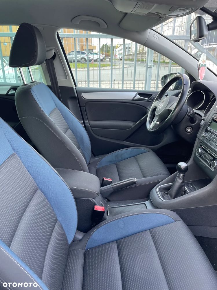 Volkswagen Golf - 2
