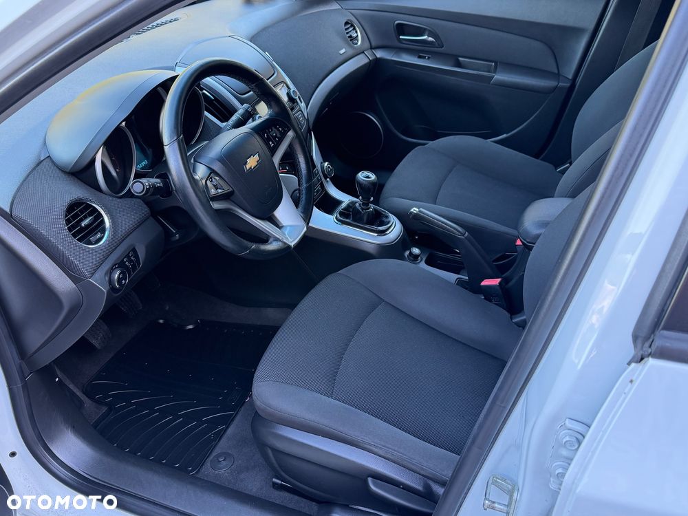 Chevrolet Cruze 1.8 LTZ - 26