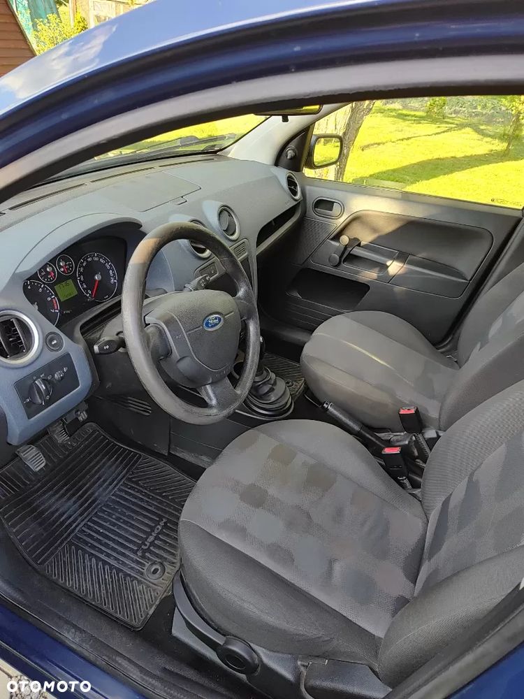 Ford Fusion 1.4 Trend - 17